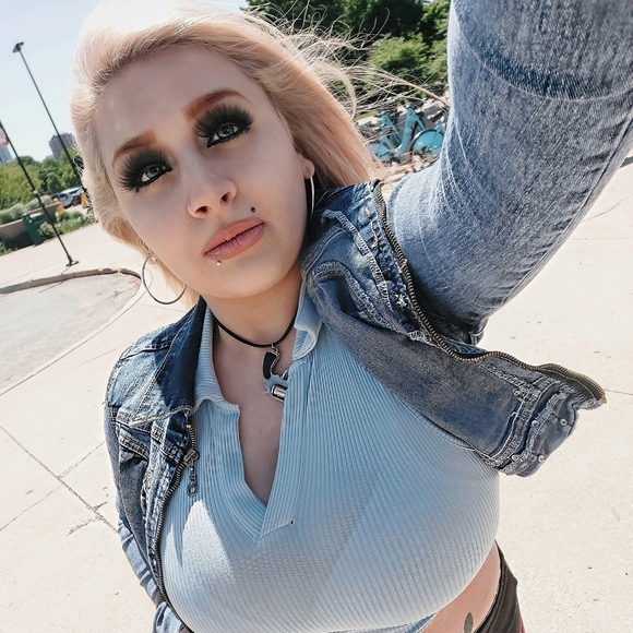 Therese! - Picture 1 of 16